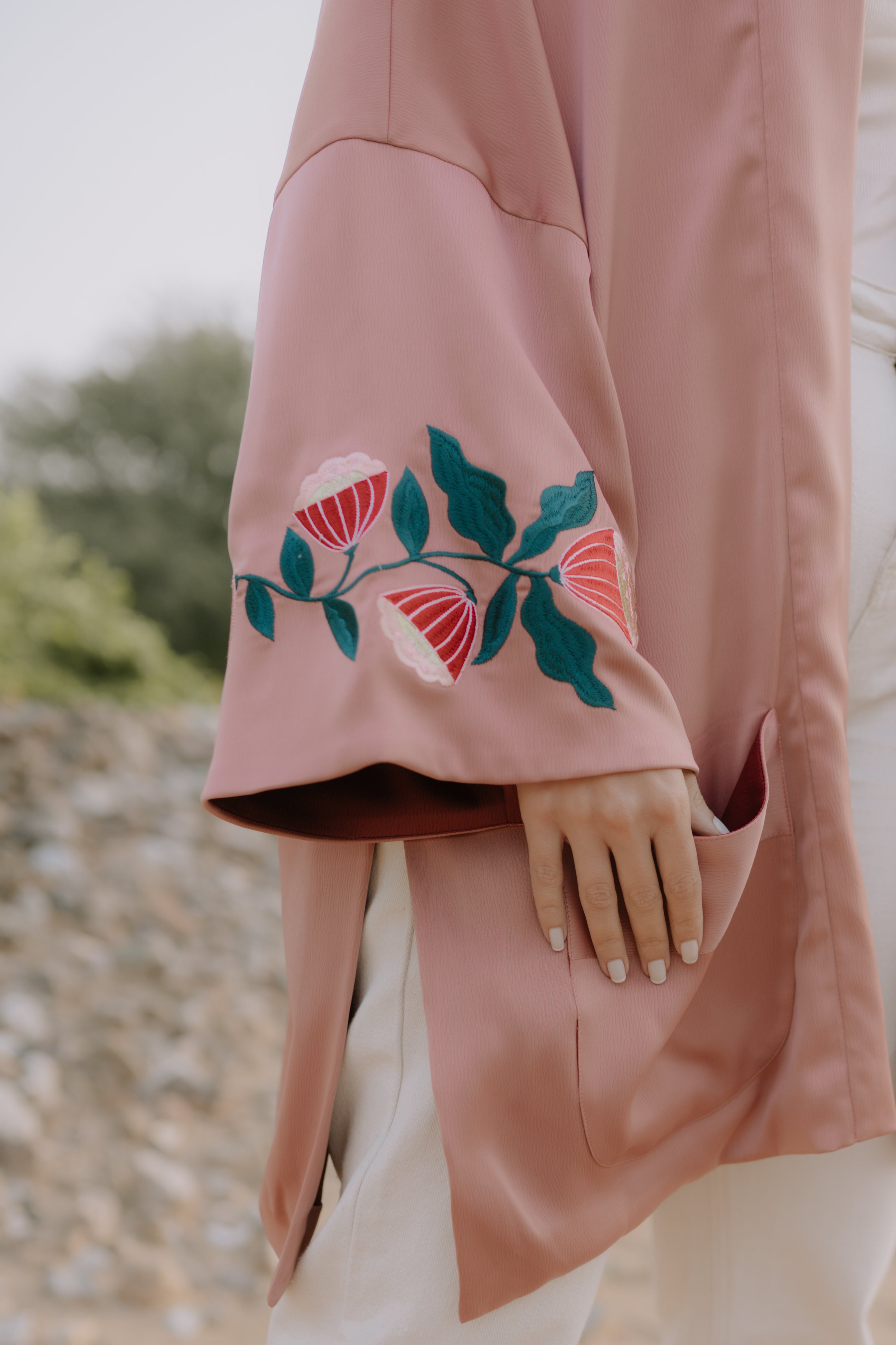LA TULIP KIMONO